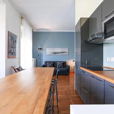 Contempora - Piazzale Susa 14 아파트